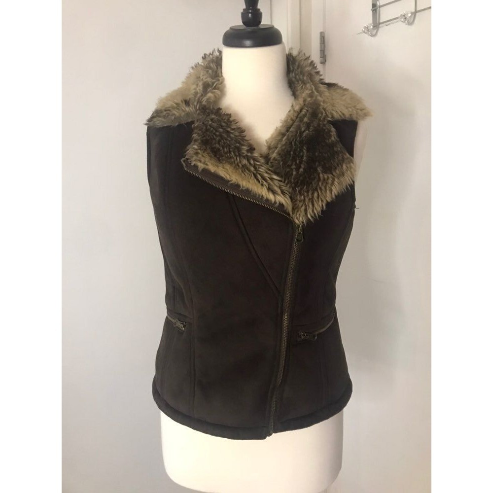 Thick Faux Fur Vest